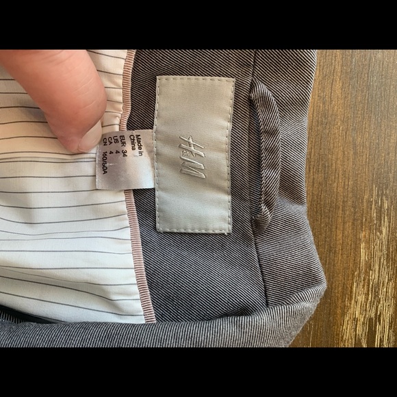 Women’s H&M grey blazer - Picture 2 of 3